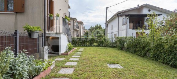 Apartamento de 2 dormitorios en Pordenone, Italy No. 374791 33