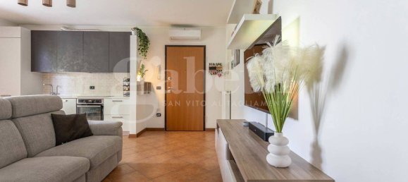 Apartamento de 2 dormitorios en Pordenone, Italy No. 374791 34
