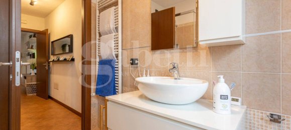 Apartamento de 2 dormitorios en Pordenone, Italy No. 374791 20