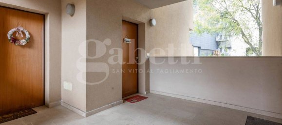 Apartamento de 2 dormitorios en Pordenone, Italy No. 374791 37