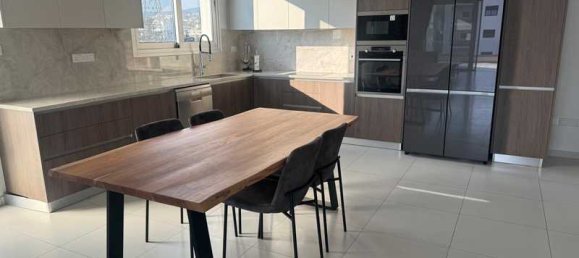 3 bedrooms Penthouse in Limassol, Cyprus No. 19981 2