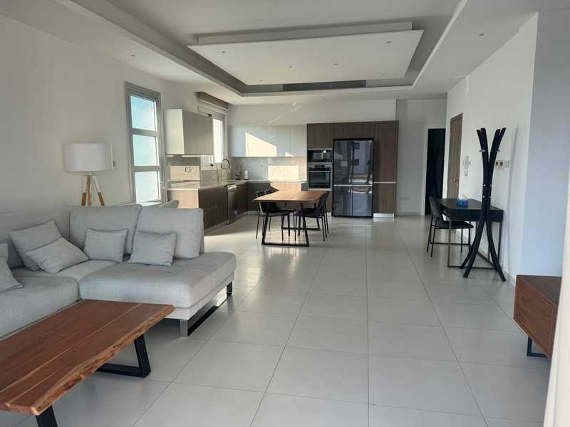 3 bedrooms Penthouse in Limassol, Cyprus No. 19981