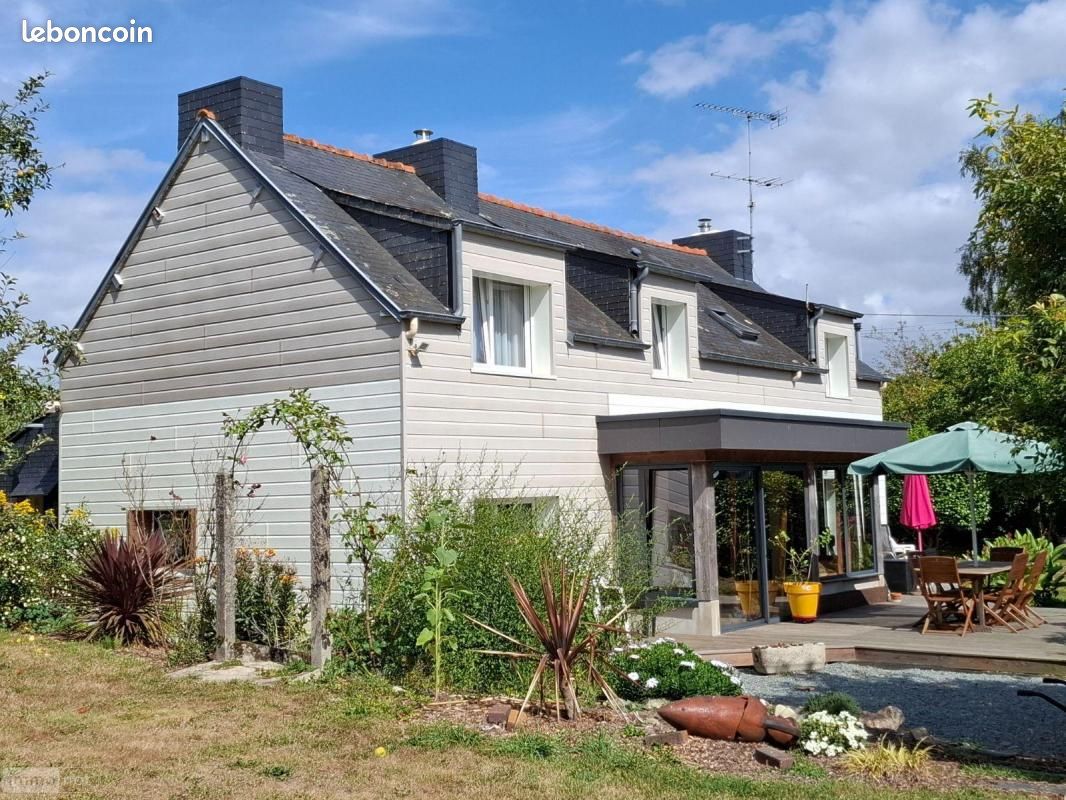 4 bedrooms House in Cotes-d'Armor, France No. 331963