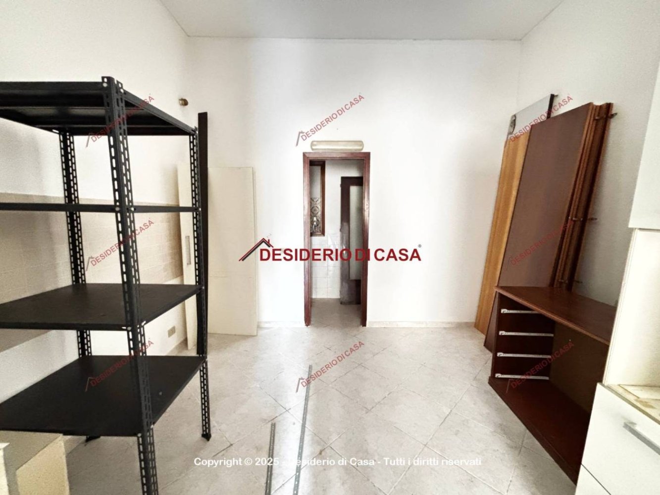 Квартира с 2 спальнями в Чинизи, Италия № 165251