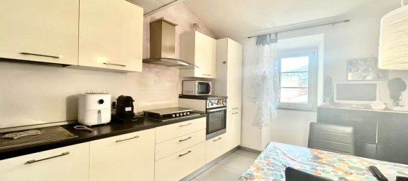 9 rooms House in Capannori, Italy No. 14441 45