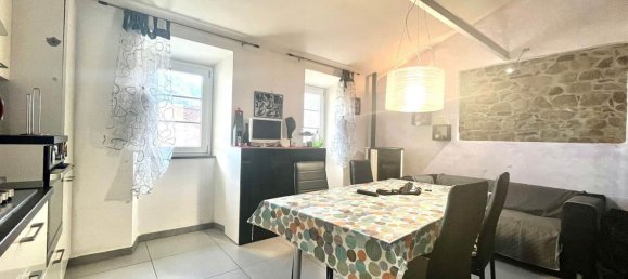 9 rooms House in Capannori, Italy No. 14441 42