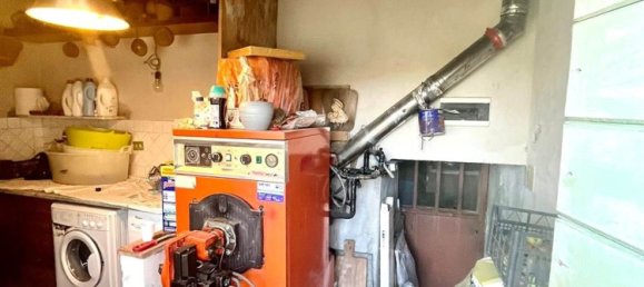 9 rooms House in Capannori, Italy No. 14441 27