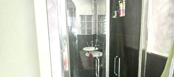 9 rooms House in Capannori, Italy No. 14441 32