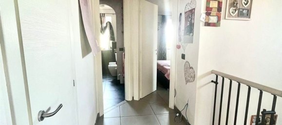 9 rooms House in Capannori, Italy No. 14441 38