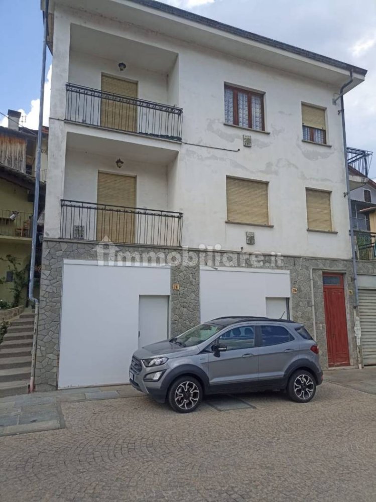 4 bedrooms House in Brossasco, Italy No. 310488