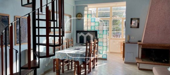 5-salle Maison à Ardea, Italy No. 197609 2