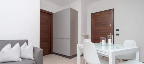 3 rooms Apartment in Gazzaniga, Italy No. 37255 4