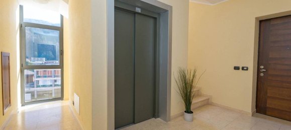 3 rooms Apartment in Gazzaniga, Italy No. 37255 17