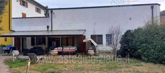 4 rooms House in San Felice sul Panaro, Italy No. 98090 20