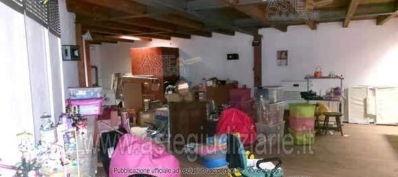 4 rooms House in San Felice sul Panaro, Italy No. 98090 45