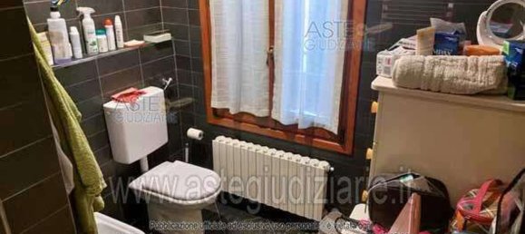 4 rooms House in San Felice sul Panaro, Italy No. 98090 19