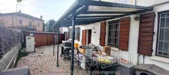 4 rooms House in San Felice sul Panaro, Italy No. 98090 8