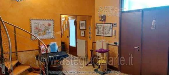 4 rooms House in San Felice sul Panaro, Italy No. 98090 40