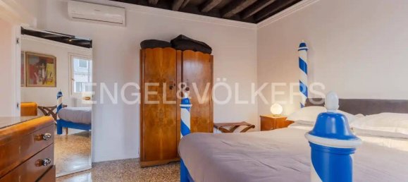 2 bedrooms Apartment in Venice, Italy No. 105850 25
