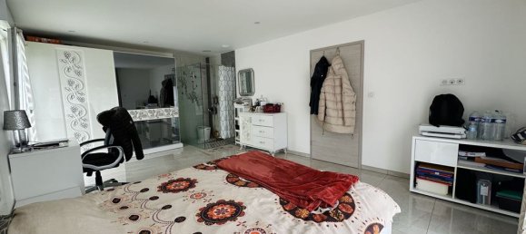 3 bedrooms House in Sundhoffen, France No. 58174 6