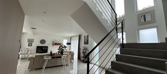 3 bedrooms House in Sundhoffen, France No. 58174 5