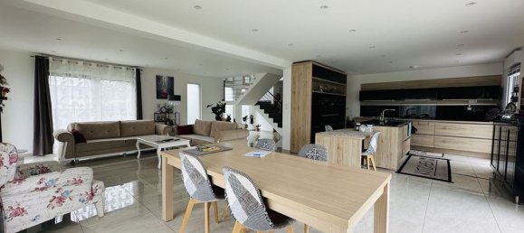 3 bedrooms House in Sundhoffen, France No. 58174 2