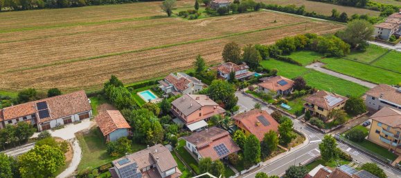 5 غرف نوم فيلا في Curtatone, Italy رقم 362849 38