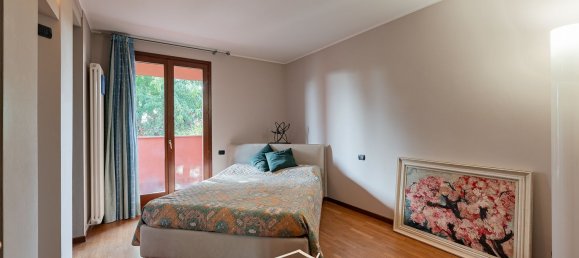 5 غرف نوم فيلا في Curtatone, Italy رقم 362849 15