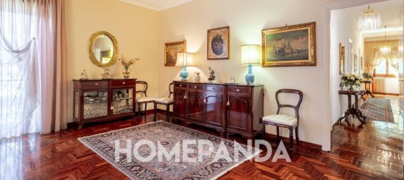 3 bedrooms Apartment in Rome, Italy No. 347047 2