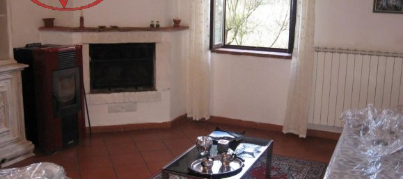 4 rooms Apartment in Laterina Pergine Valdarno, Italy No. 234072 2