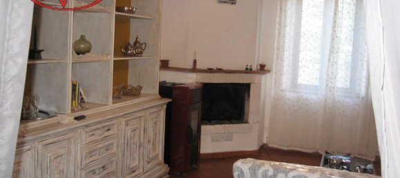 4 rooms Apartment in Laterina Pergine Valdarno, Italy No. 234072 3