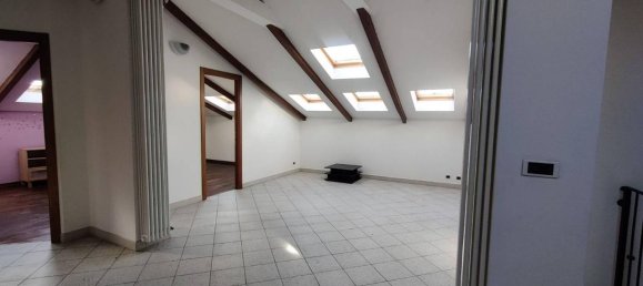 Apartamento de 6 habitaciónes en Robassomero, Italy No. 36344 9
