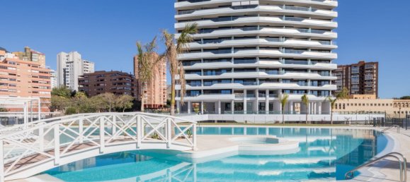 Apartamento de 3 dormitorios en Benidorm, Spain No. 286005 16