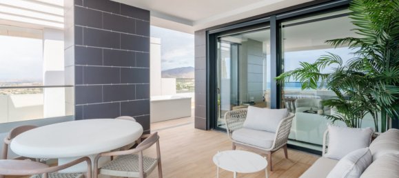 Apartamento de 3 dormitorios en Benidorm, Spain No. 286005 3