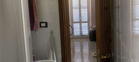 5 bedrooms Apartment in Turin, Italy No. 345783 17