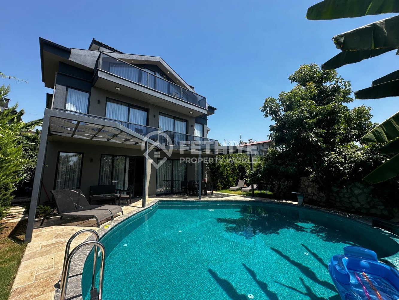 Villa 4+1 em Fethiye, Turkey N.º 23389