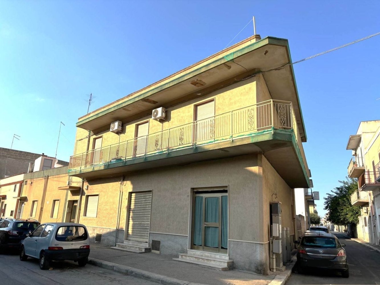 4 bedrooms Duplex in Taranto, Italy No. 347272