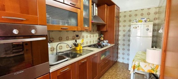 4 bedrooms Duplex in Taranto, Italy No. 347272 4