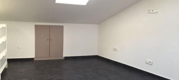 Oficina en Le Boulou, France 330 m² No. 315865 10