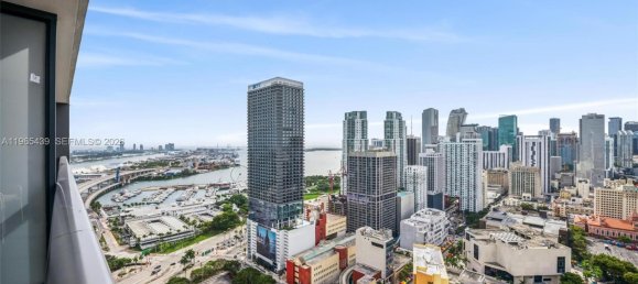 34.1 m² propiedad comercial en venta en Miami, Miami-Dade, Florida, USA № 615629 17