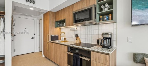34.1 m² propiedad comercial en venta en Miami, Miami-Dade, Florida, USA № 615629 6