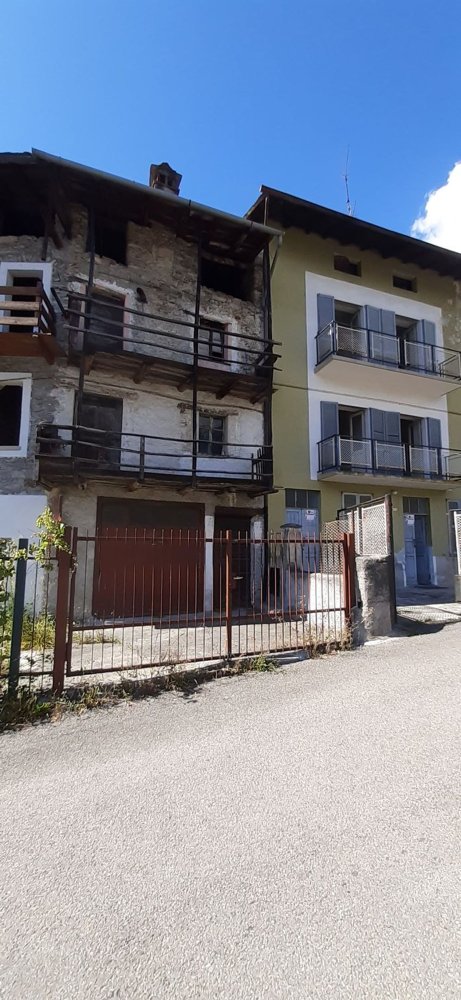 Дом с 3 комнатами в Арденно, Италия № 305508