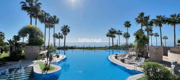 3 bedrooms Penthouse in Estepona, Spain No. 140659 35