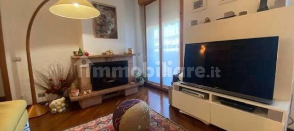 4 bedrooms Apartment in Voghera, Italy No. 344015 10