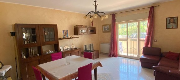 3 bedrooms Apartment in Messina, Italy No. 312539 3