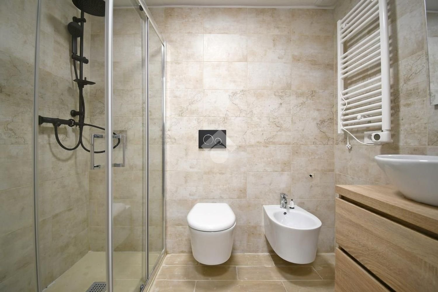 Apartamento de 2 habitaciónes en Cagliari, Italy No. 50743