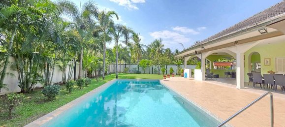 3 bedrooms House in Bang Lamung, Thailand No. 77836 8