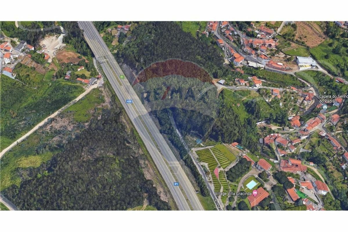 Grundstück in Vila Nova de Gaia, Portugal 12284m², Nr. 208897