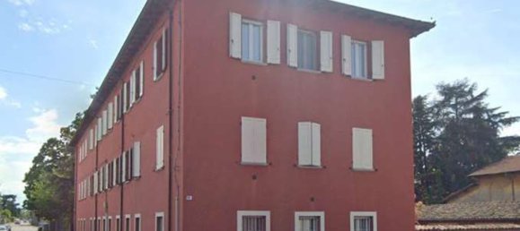 3 rooms Apartment in Parma, Italy No. 298859 16