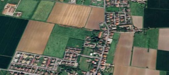 3 rooms Apartment in Parma, Italy No. 298859 2